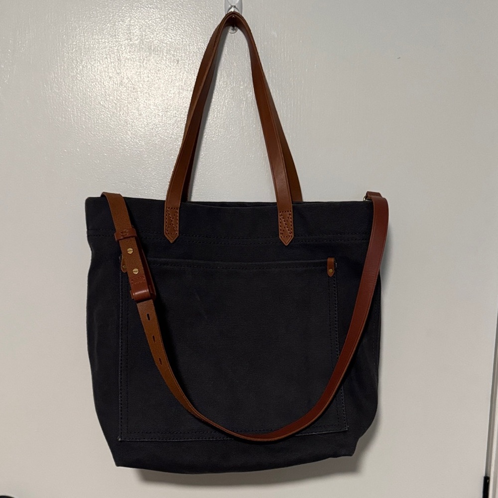 Madewell Women’s The Medium Canvas Transport Tote